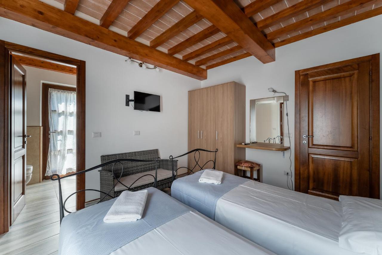 Hotel Delfino Проккио Экстерьер фото