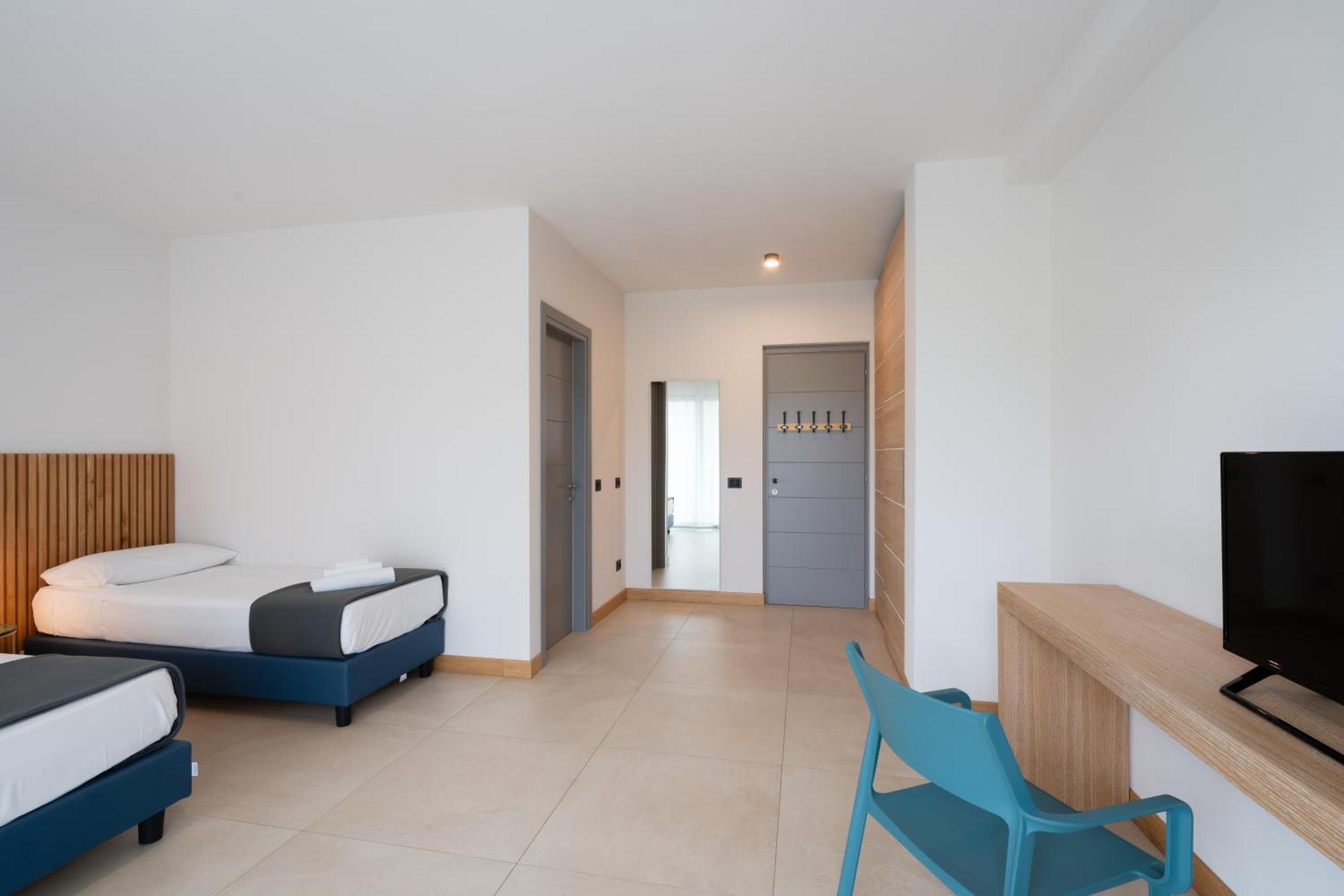 Hotel Delfino Проккио Экстерьер фото